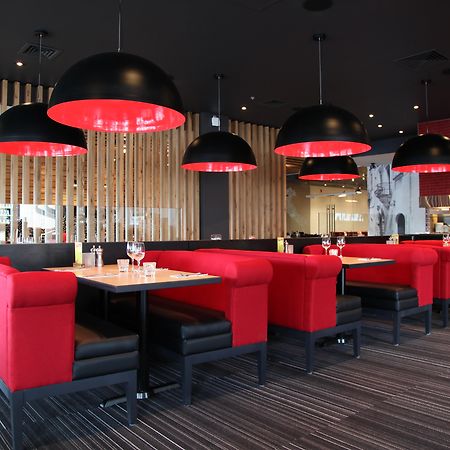 Holiday Inn Calgary South Conference Center Екстер'єр фото