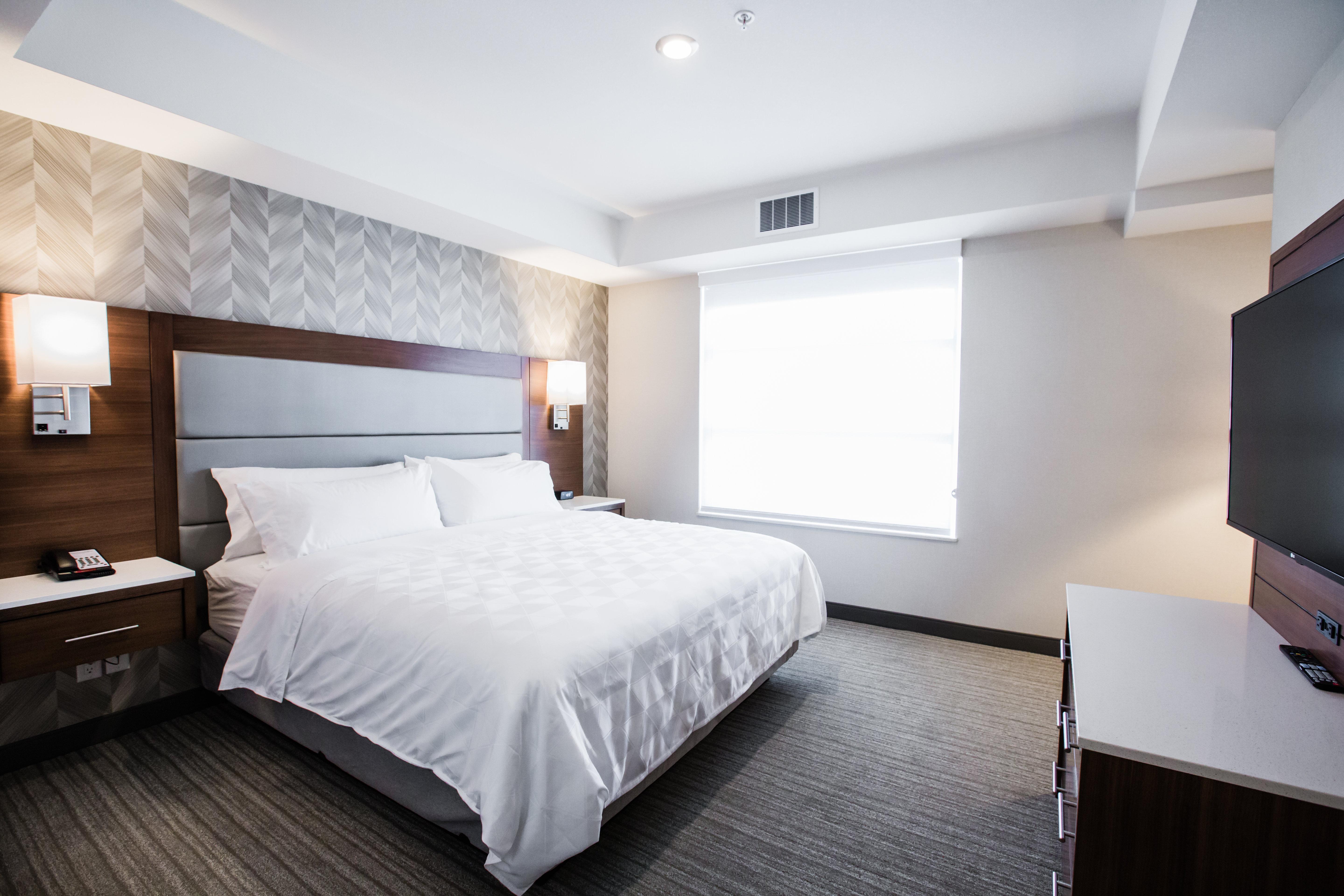 Holiday Inn Calgary South Conference Center Екстер'єр фото