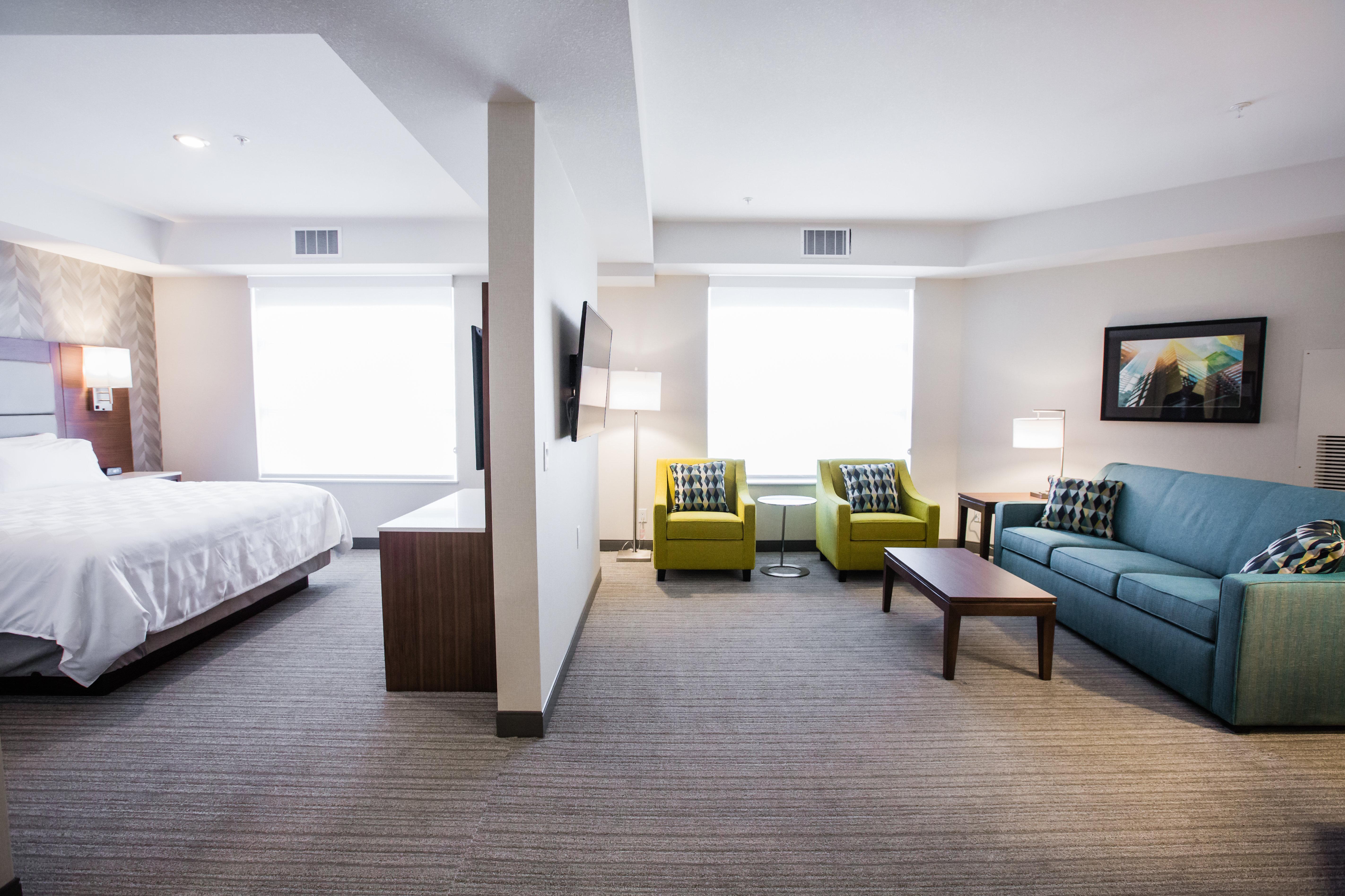 Holiday Inn Calgary South Conference Center Екстер'єр фото