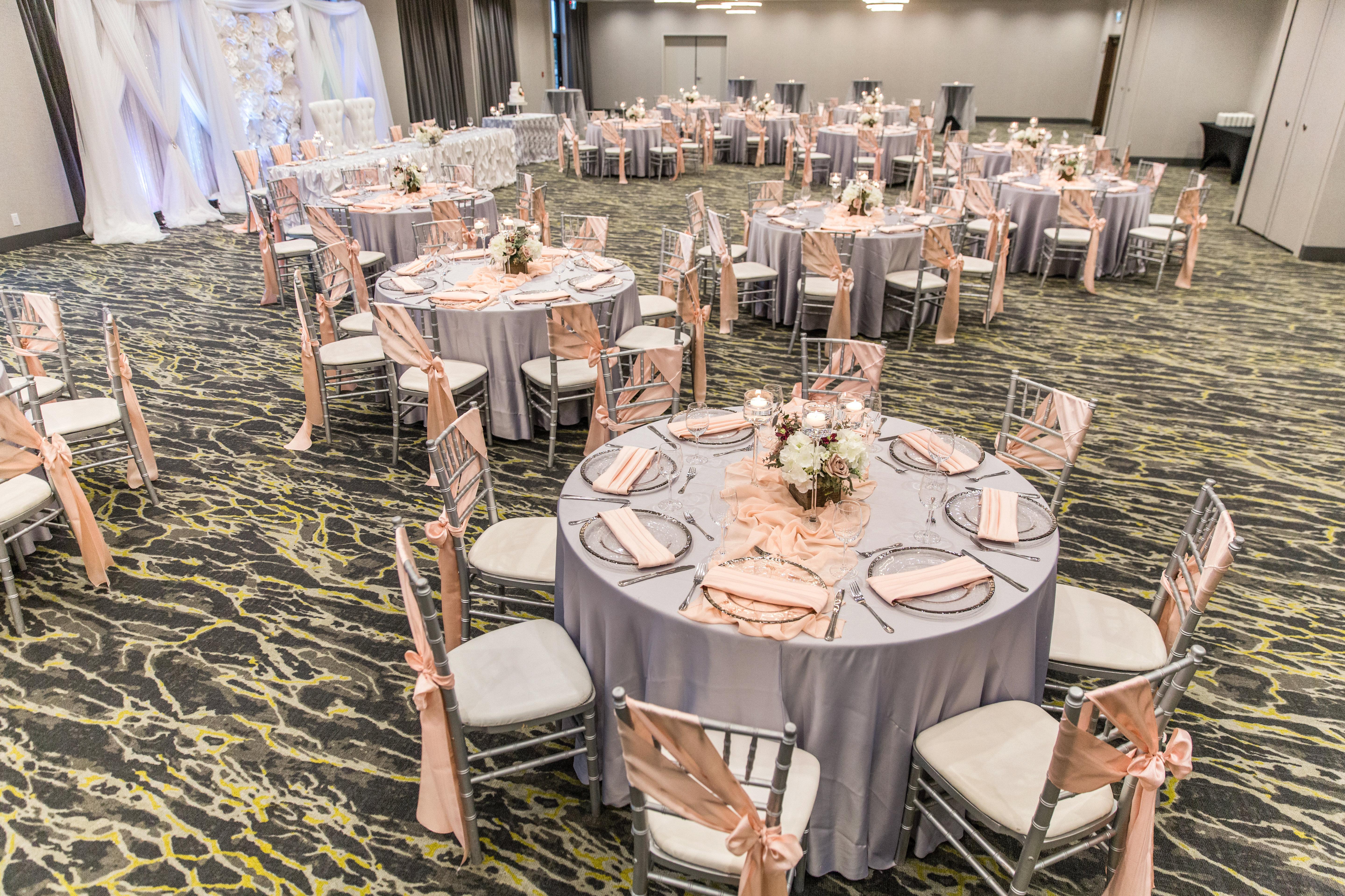 Holiday Inn Calgary South Conference Center Екстер'єр фото
